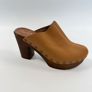 Seychelles Go All Out Clog Womens Block Heel Platform Studded Camel Brown Size 8